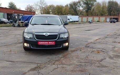 Skoda Superb III рестайлинг, 2009 год, 950 000 рублей, 1 фотография