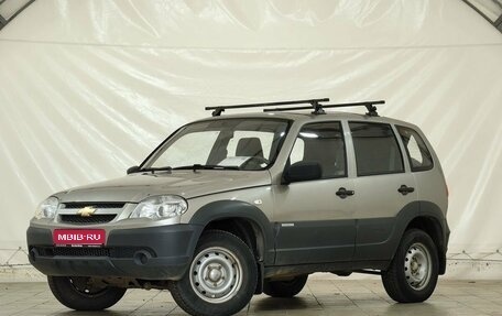 Chevrolet Niva I рестайлинг, 2015 год, 599 000 рублей, 1 фотография