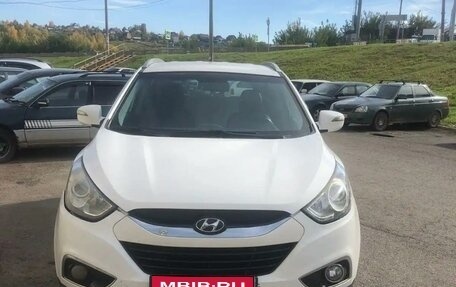 Hyundai ix35 I рестайлинг, 2011 год, 1 100 000 рублей, 1 фотография