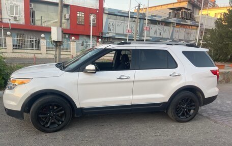 Ford Explorer VI, 2012 год, 1 450 000 рублей, 2 фотография