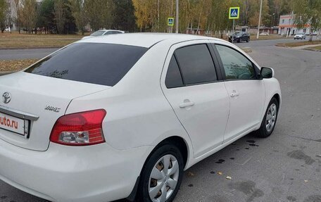 Toyota Yaris III рестайлинг, 2008 год, 650 000 рублей, 7 фотография