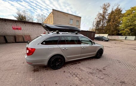 Skoda Superb III рестайлинг, 2010 год, 1 300 000 рублей, 22 фотография