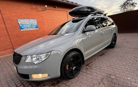 Skoda Superb III рестайлинг, 2010 год, 1 300 000 рублей, 26 фотография