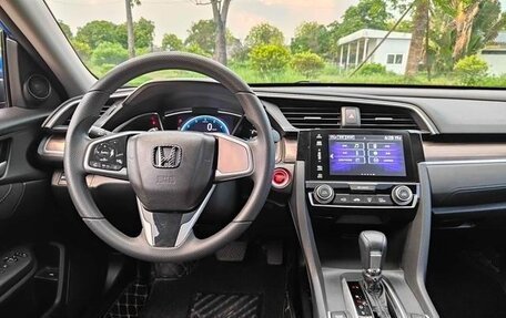 Honda Civic IX, 2020 год, 1 700 000 рублей, 14 фотография