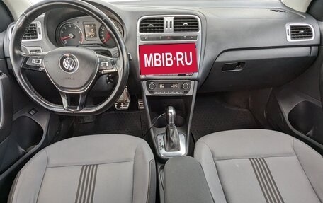 Volkswagen Polo VI (EU Market), 2016 год, 1 150 000 рублей, 23 фотография