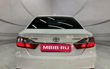 Toyota Camry, 2016 год, 1 748 000 рублей, 6 фотография