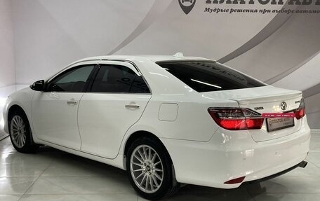 Toyota Camry, 2016 год, 1 748 000 рублей, 7 фотография