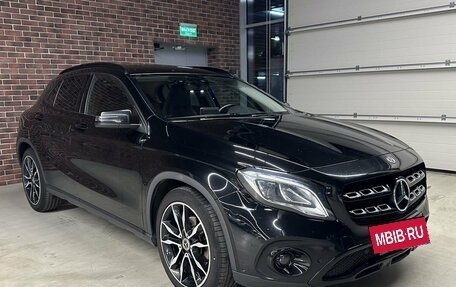 Mercedes-Benz GLA, 2019 год, 2 700 000 рублей, 2 фотография