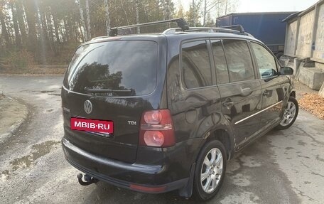 Volkswagen Touran III, 2007 год, 490 000 рублей, 13 фотография