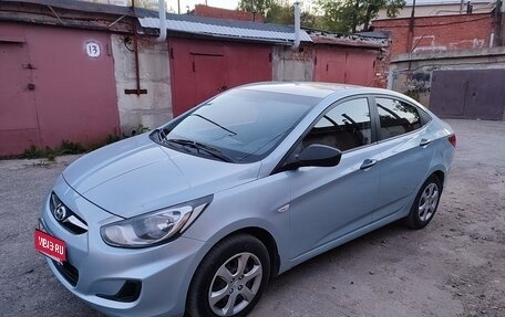 Hyundai Solaris II рестайлинг, 2013 год, 760 000 рублей, 1 фотография