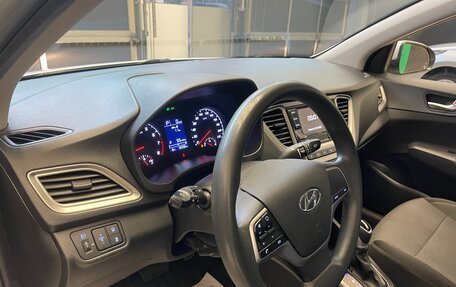 Hyundai Solaris II рестайлинг, 2021 год, 1 450 000 рублей, 8 фотография