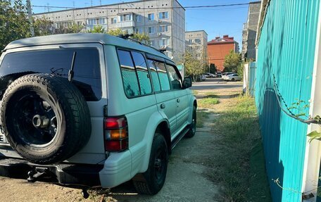 Mitsubishi Pajero III рестайлинг, 1993 год, 880 000 рублей, 1 фотография