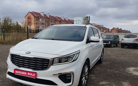 KIA Carnival III, 2018 год, 3 300 000 рублей, 9 фотография