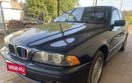 BMW 5 серия, 2002 год, 750 000 рублей, 3 фотография