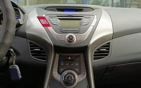 Hyundai Elantra V, 2012 год, 800 000 рублей, 13 фотография