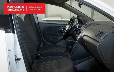 Volkswagen Polo VI (EU Market), 2019 год, 1 348 000 рублей, 7 фотография