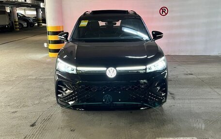 Volkswagen Tiguan, 2024 год, 6 450 000 рублей, 3 фотография