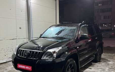 Toyota Land Cruiser Prado 120 рестайлинг, 2006 год, 2 250 000 рублей, 1 фотография