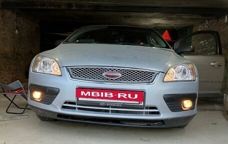 Ford Focus II рестайлинг, 2006 год, 365 000 рублей, 2 фотография