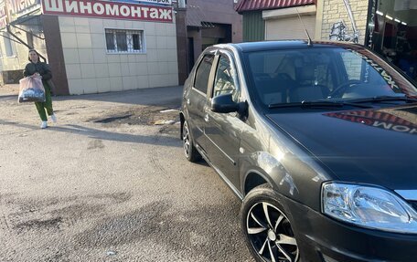 Renault Logan I, 2010 год, 380 000 рублей, 3 фотография