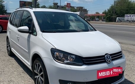 Volkswagen Touran III, 2013 год, 1 350 000 рублей, 4 фотография