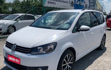 Volkswagen Touran III, 2013 год, 1 350 000 рублей, 3 фотография