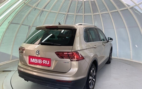 Volkswagen Tiguan II, 2019 год, 2 630 000 рублей, 5 фотография