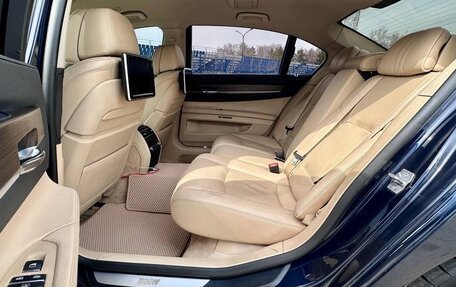 BMW 7 серия, 2013 год, 2 700 000 рублей, 9 фотография