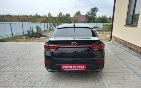 KIA Rio IV, 2017 год, 1 630 000 рублей, 4 фотография