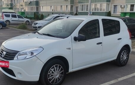 Dacia Sandero I, 2012 год, 600 000 рублей, 1 фотография