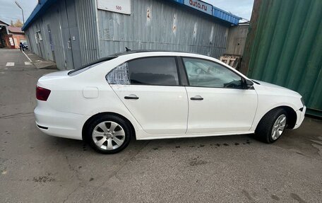 Volkswagen Jetta VI, 2011 год, 495 000 рублей, 2 фотография