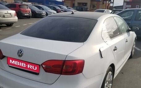 Volkswagen Jetta VI, 2011 год, 495 000 рублей, 8 фотография