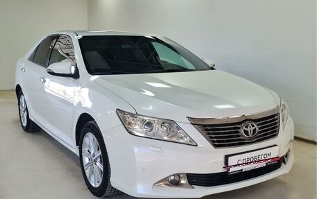 Toyota Camry, 2014 год, 1 970 000 рублей, 3 фотография