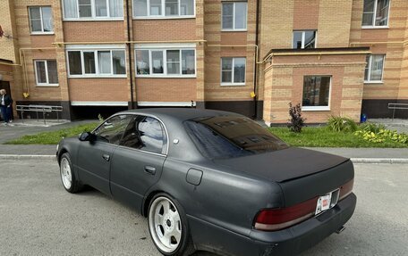 Toyota Crown Majesta, 1994 год, 399 000 рублей, 4 фотография