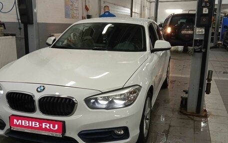 BMW 1 серия, 2015 год, 1 575 000 рублей, 1 фотография