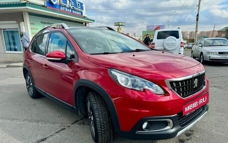 Peugeot 2008 II, 2017 год, 1 600 000 рублей, 2 фотография