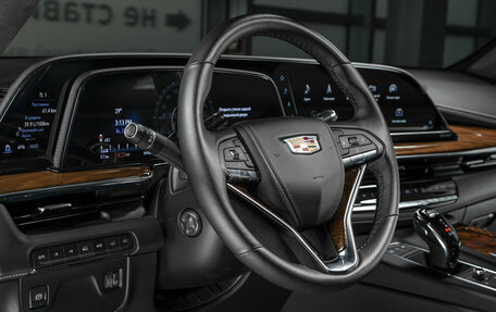 Cadillac Escalade V, 2023 год, 21 400 000 рублей, 7 фотография