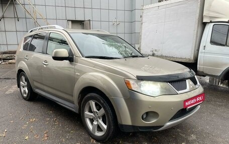 Mitsubishi Outlander III рестайлинг 3, 2008 год, 910 000 рублей, 2 фотография