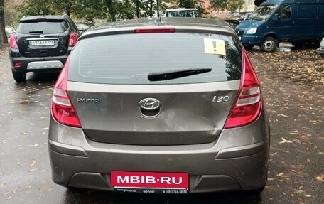 Hyundai i30 I, 2011 год, 920 000 рублей, 6 фотография