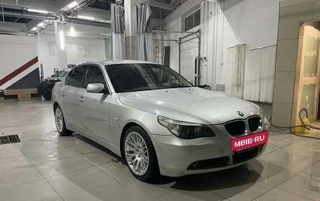 BMW 5 серия, 2006 год, 1 010 000 рублей, 9 фотография