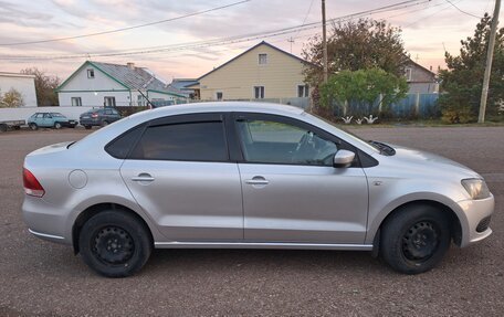 Volkswagen Polo VI (EU Market), 2013 год, 750 000 рублей, 4 фотография