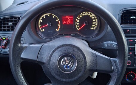 Volkswagen Polo VI (EU Market), 2013 год, 750 000 рублей, 9 фотография