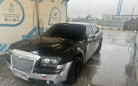 Chrysler 300C II, 2005 год, 600 000 рублей, 4 фотография