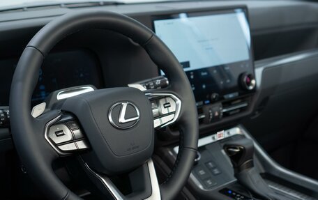 Lexus GX, 2024 год, 16 999 000 рублей, 10 фотография