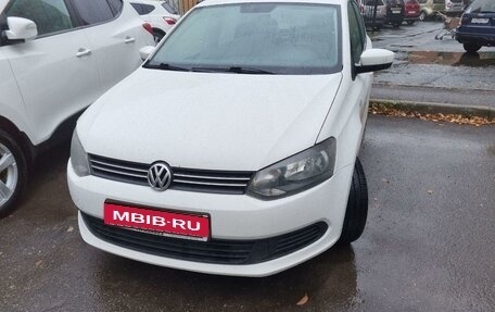 Volkswagen Polo VI (EU Market), 2012 год, 650 000 рублей, 1 фотография