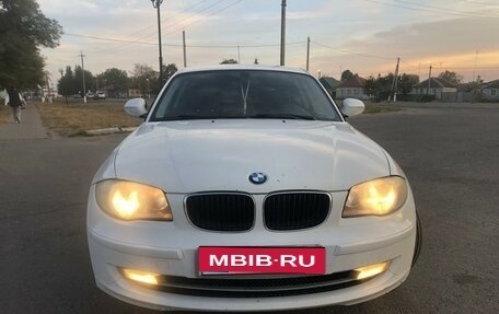 BMW 1 серия, 2011 год, 1 050 000 рублей, 1 фотография