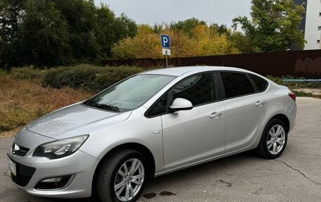 Opel Astra J, 2012 год, 865 000 рублей, 5 фотография