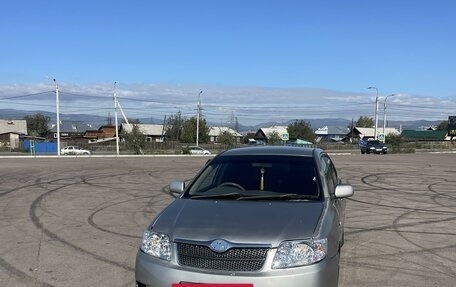 Toyota Corolla, 2004 год, 610 000 рублей, 5 фотография