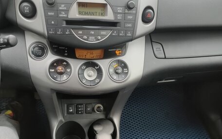 Toyota RAV4, 2007 год, 1 390 000 рублей, 18 фотография