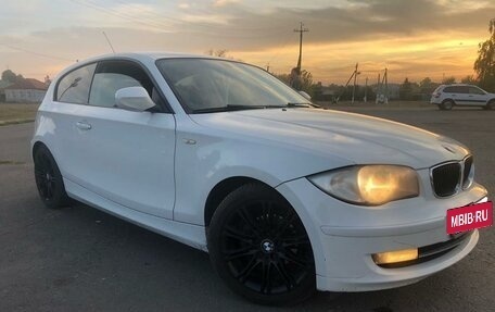 BMW 1 серия, 2011 год, 1 050 000 рублей, 6 фотография